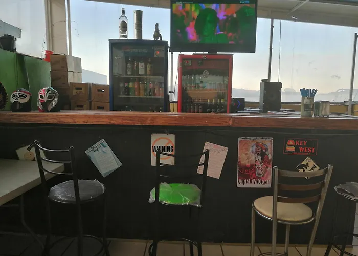 Amigo Pensión 3*